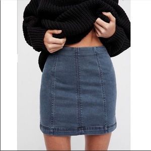 Free People Modern Femme West Minster Blue Denim Skirt Size 4